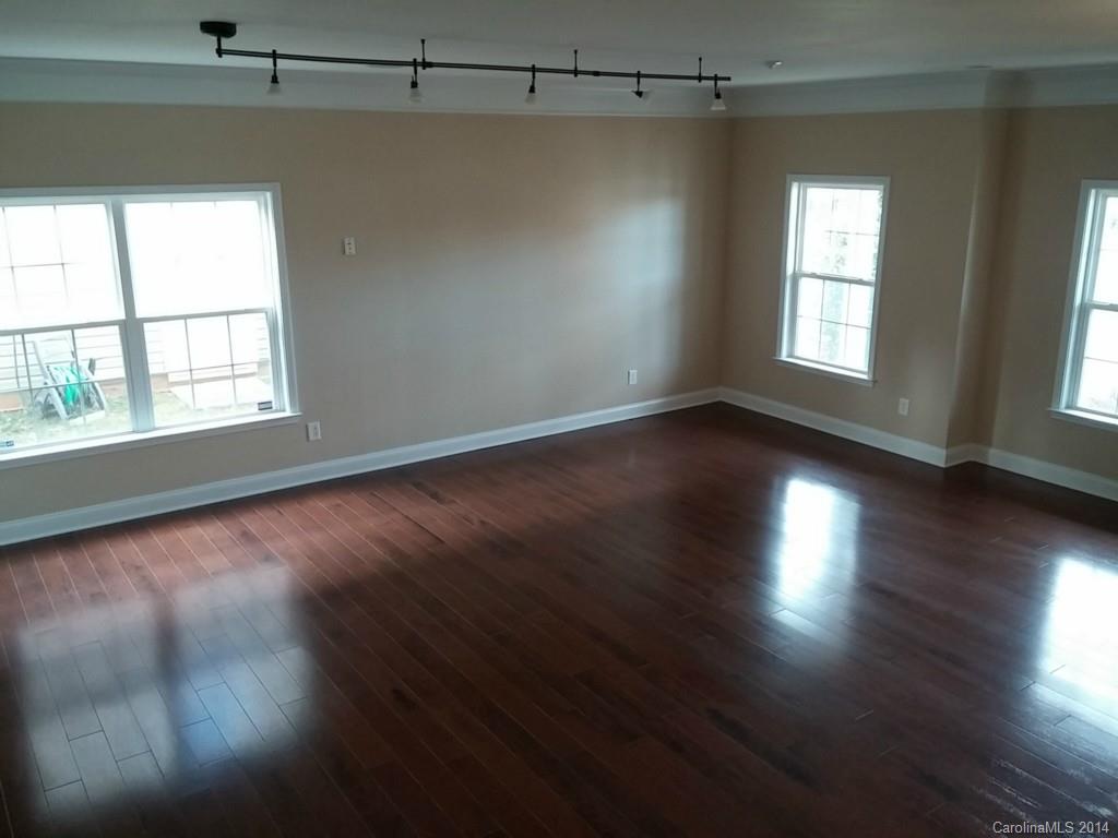 Waterlynn - Residential