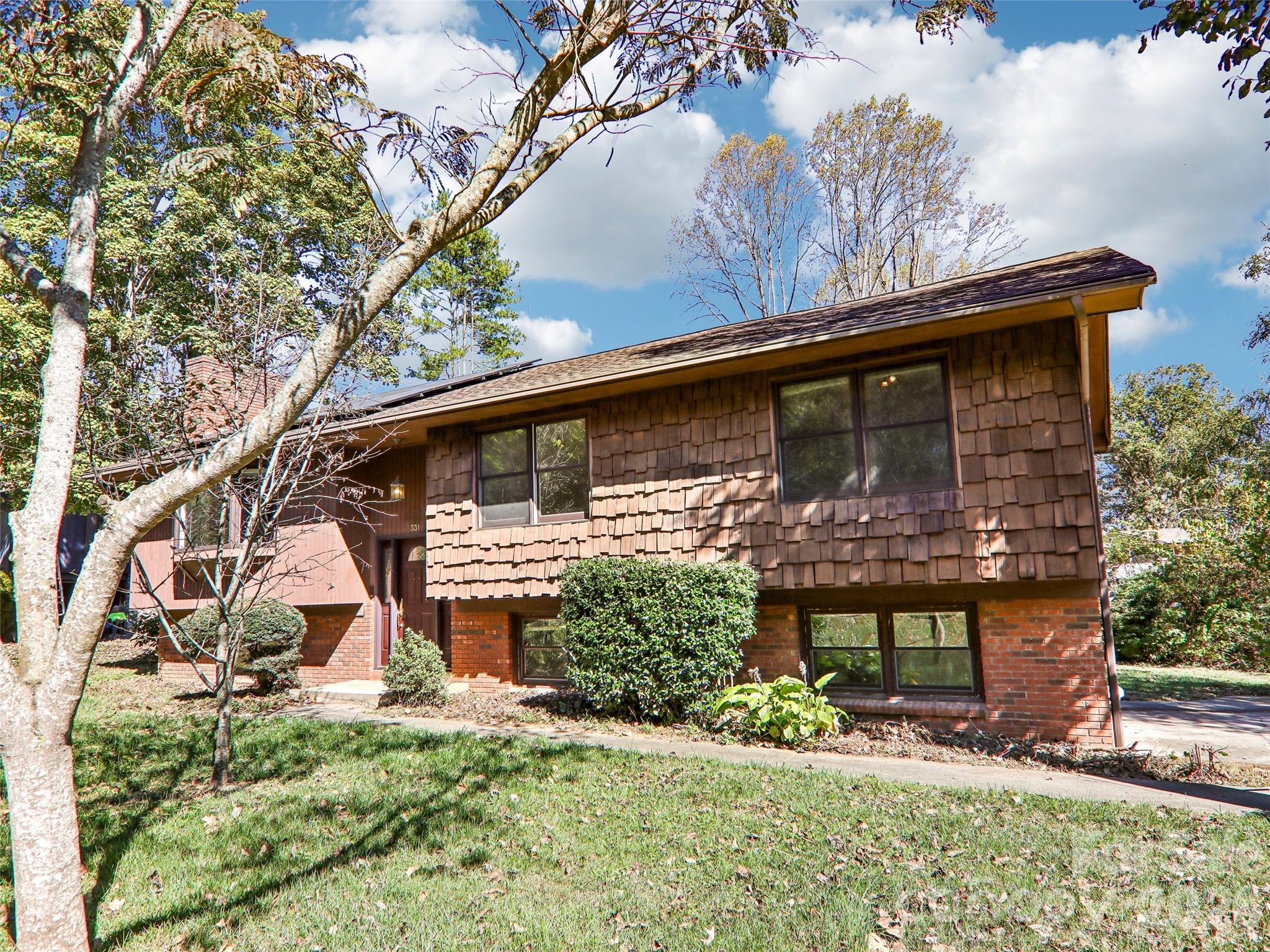 331 Woody Lane