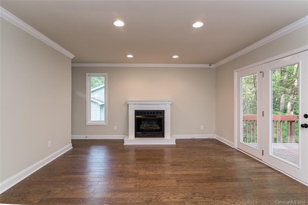 Tega Cay - Residential