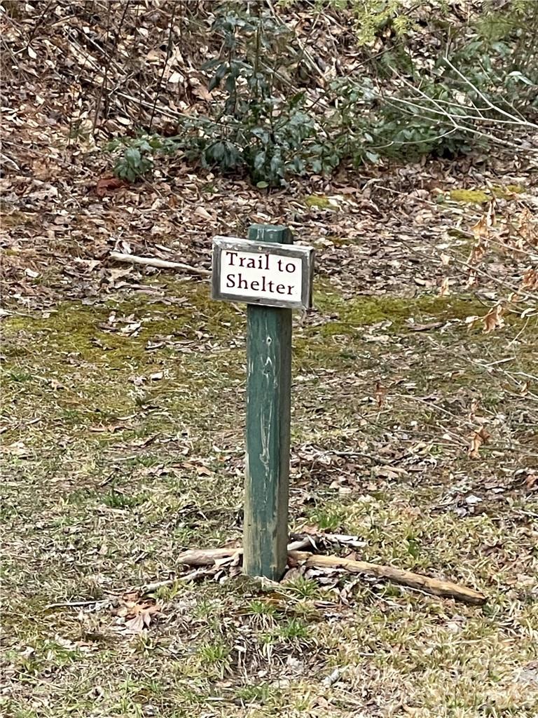 Pinnacle Falls - Land