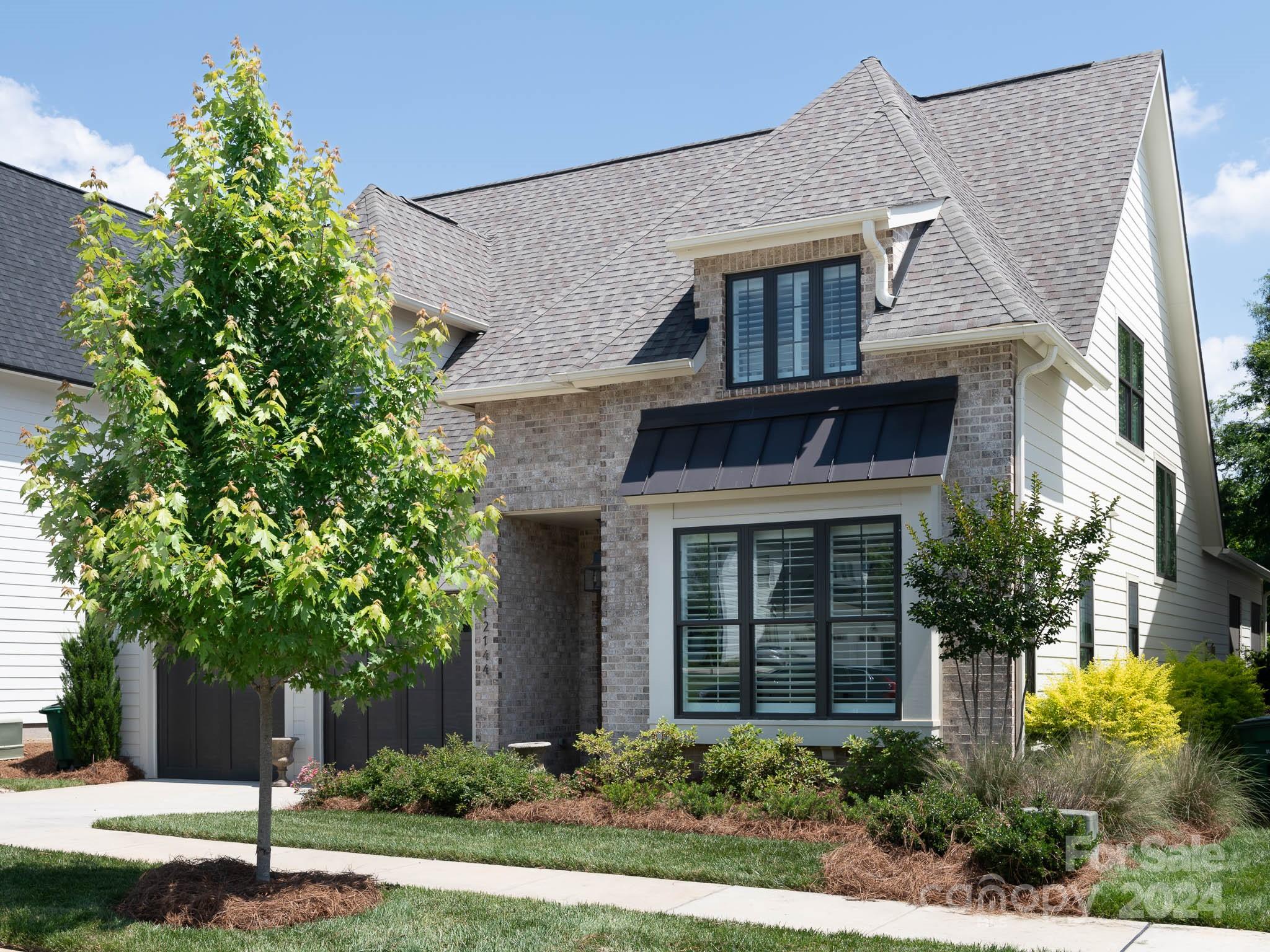 Cambridge Square - Residential