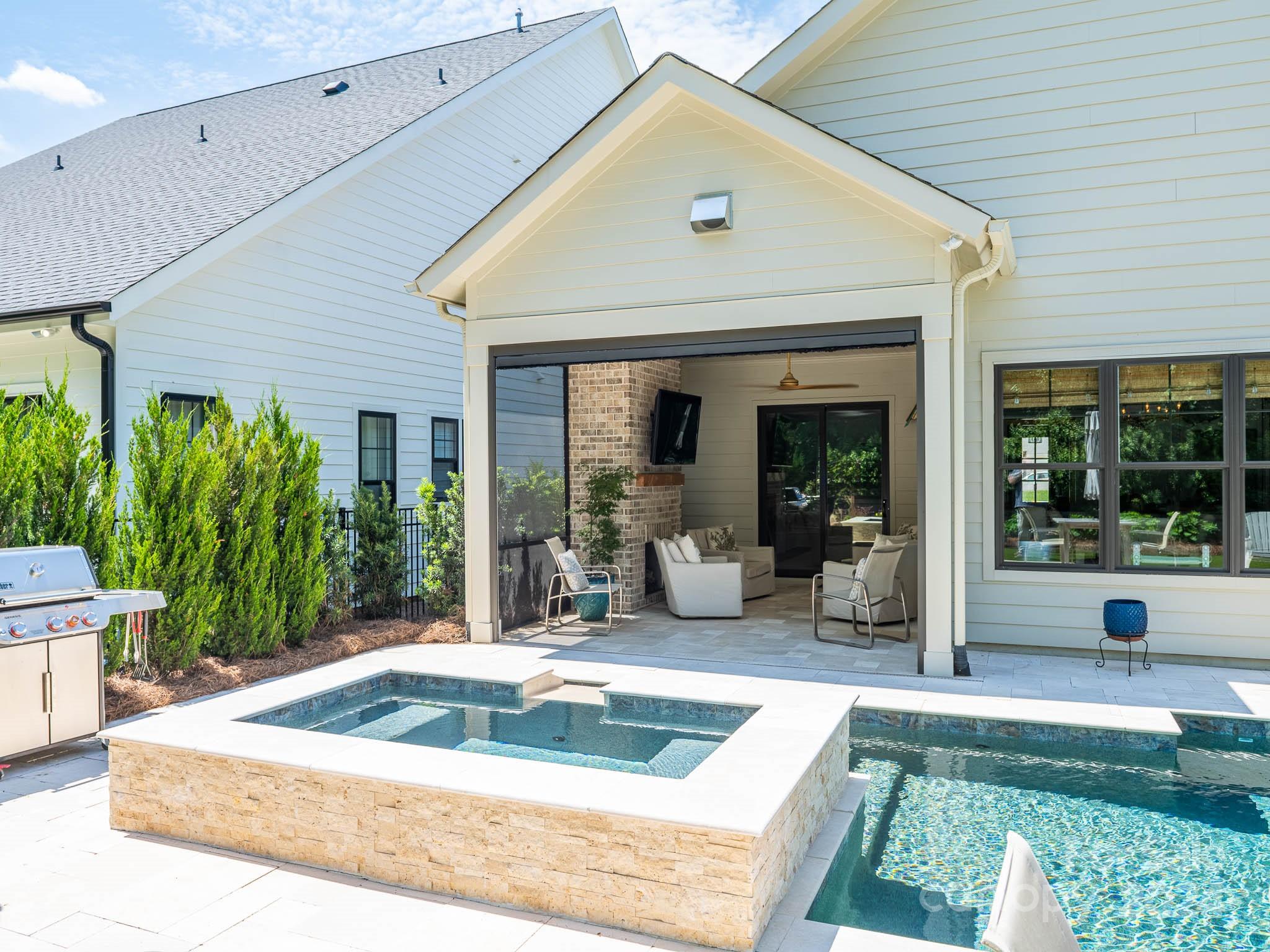 Cambridge Square - Residential