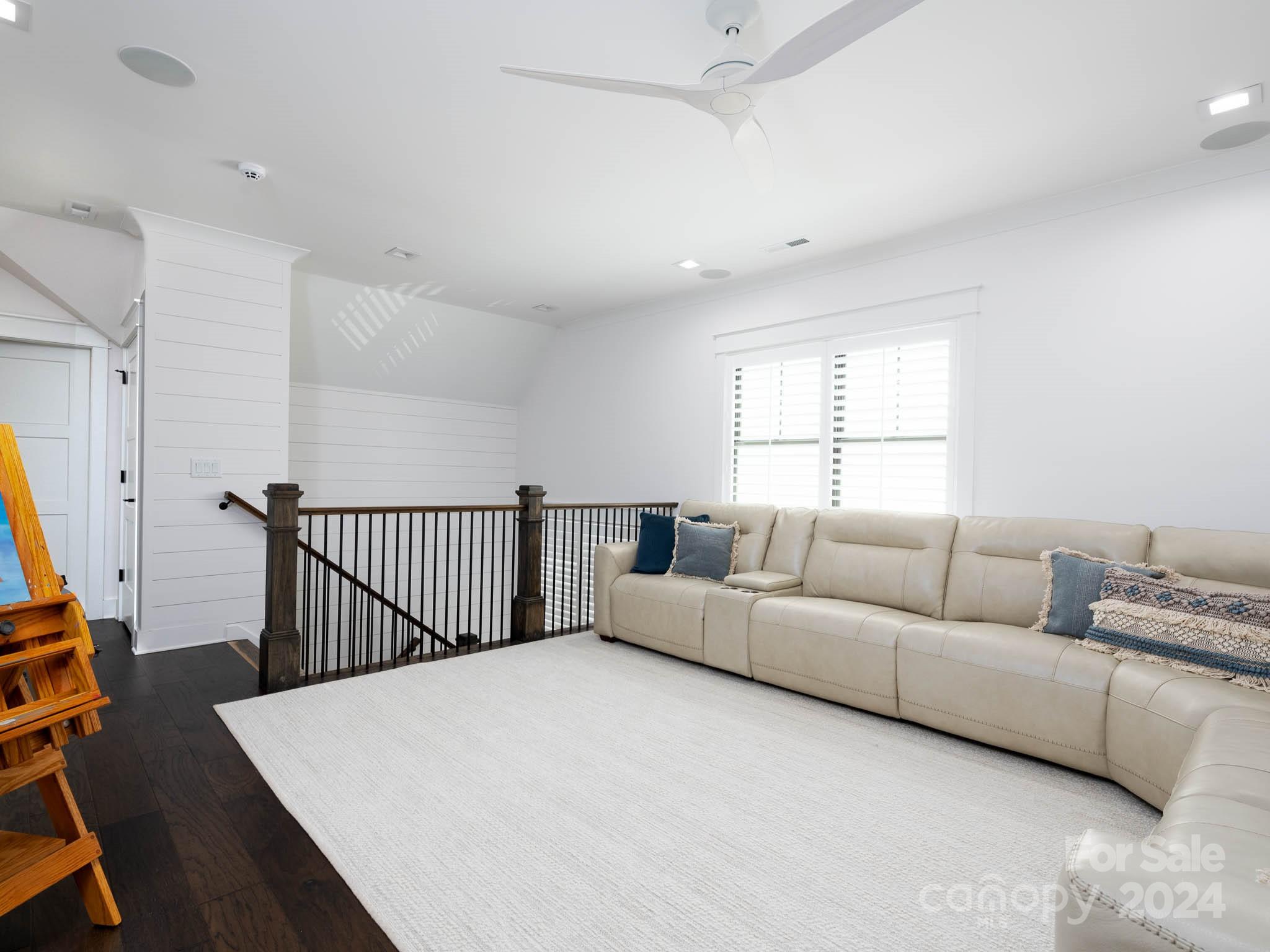 Cambridge Square - Residential