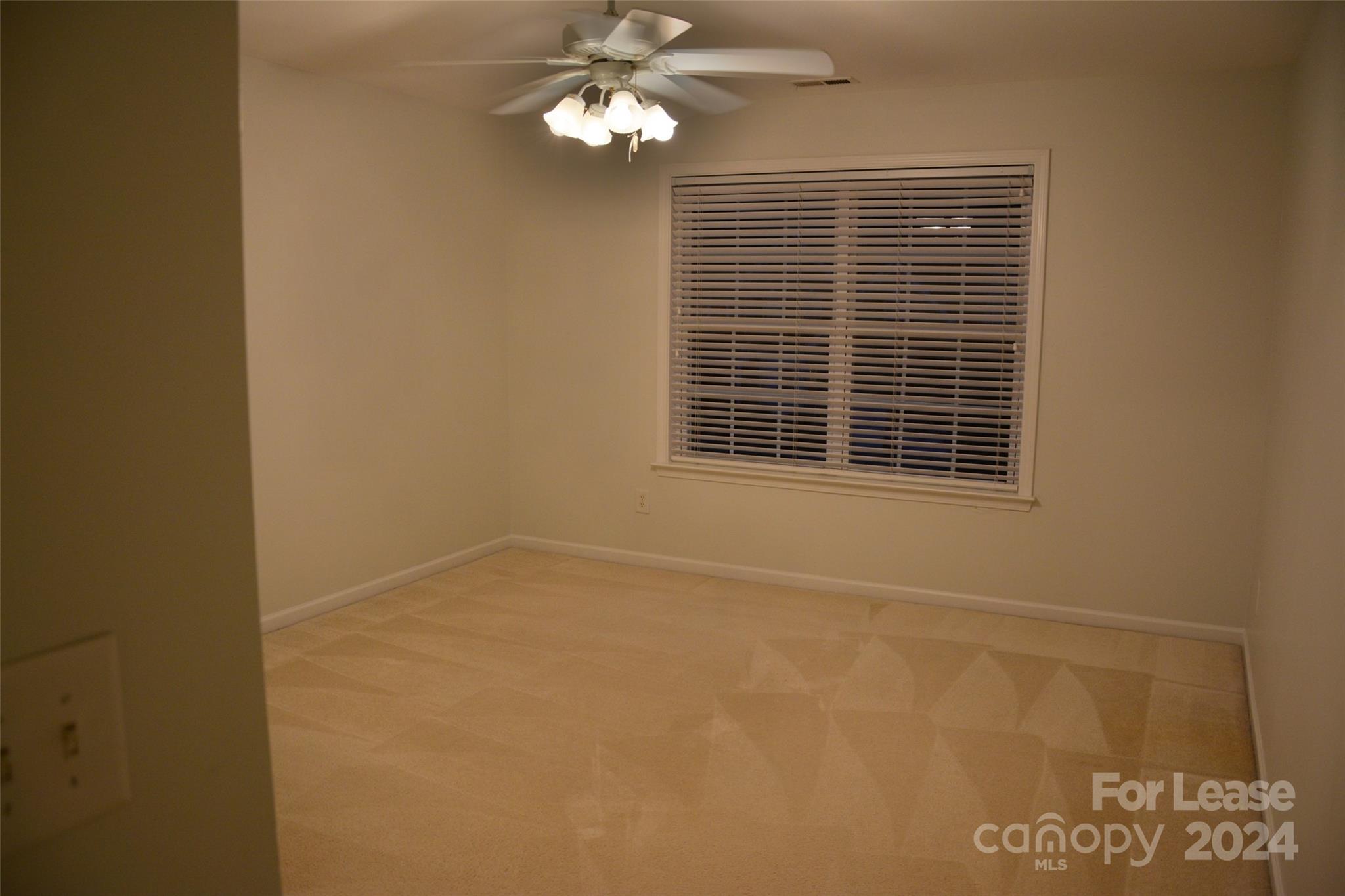 Hunter Oaks - Residential Lease
