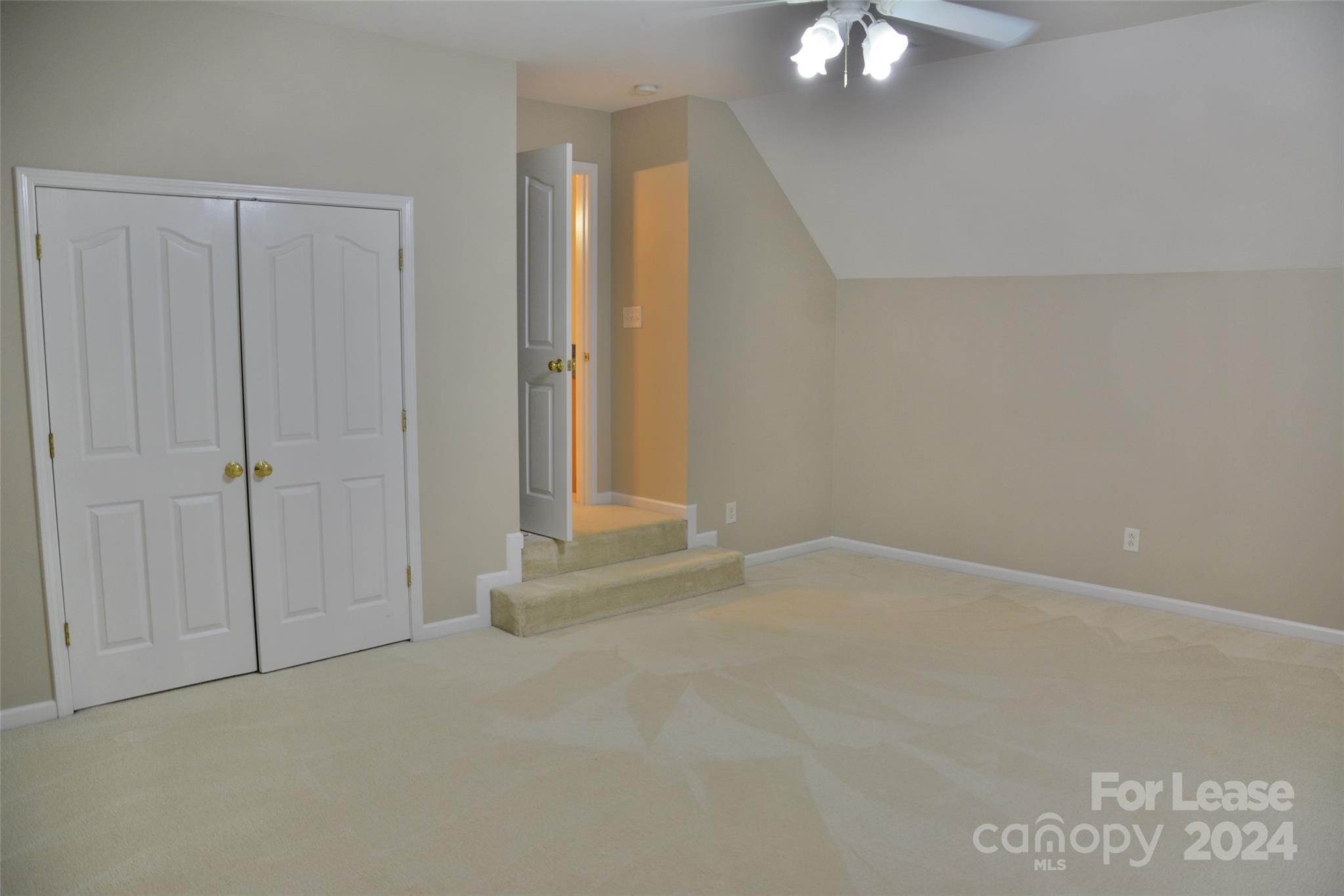 Hunter Oaks - Residential Lease