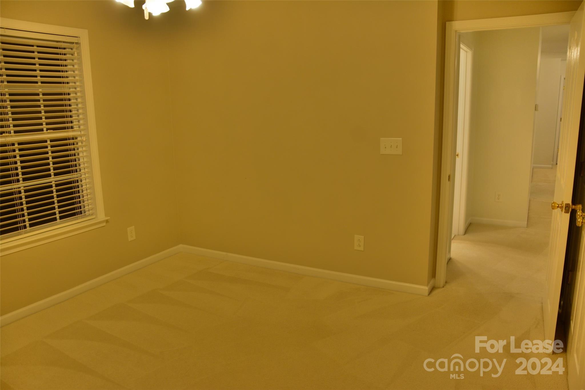 Hunter Oaks - Residential Lease