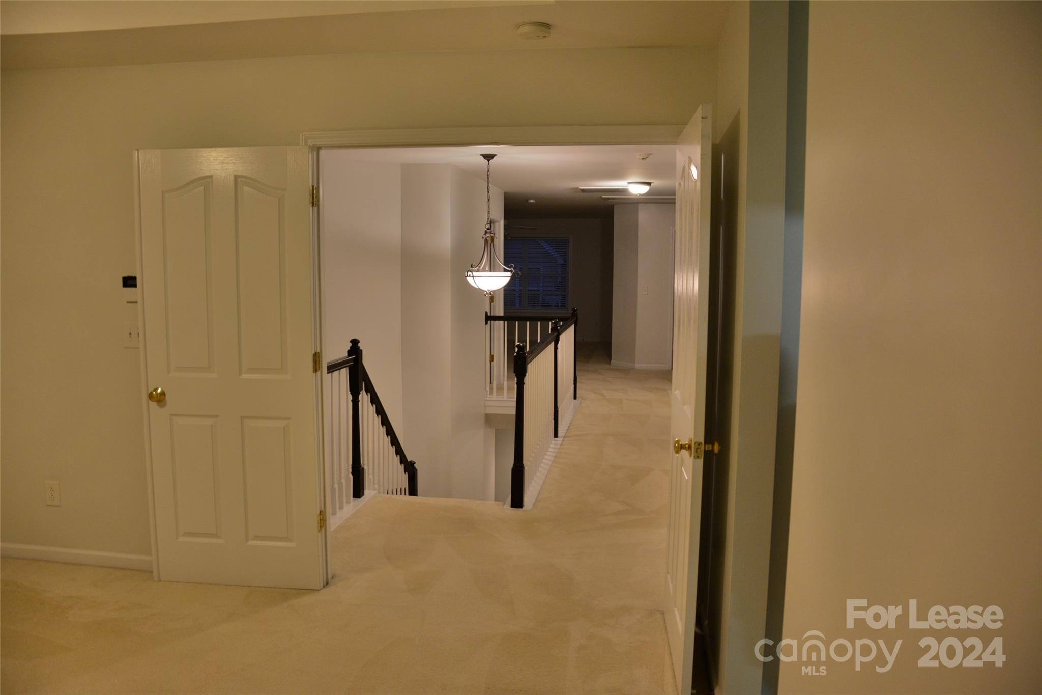 Hunter Oaks - Residential Lease