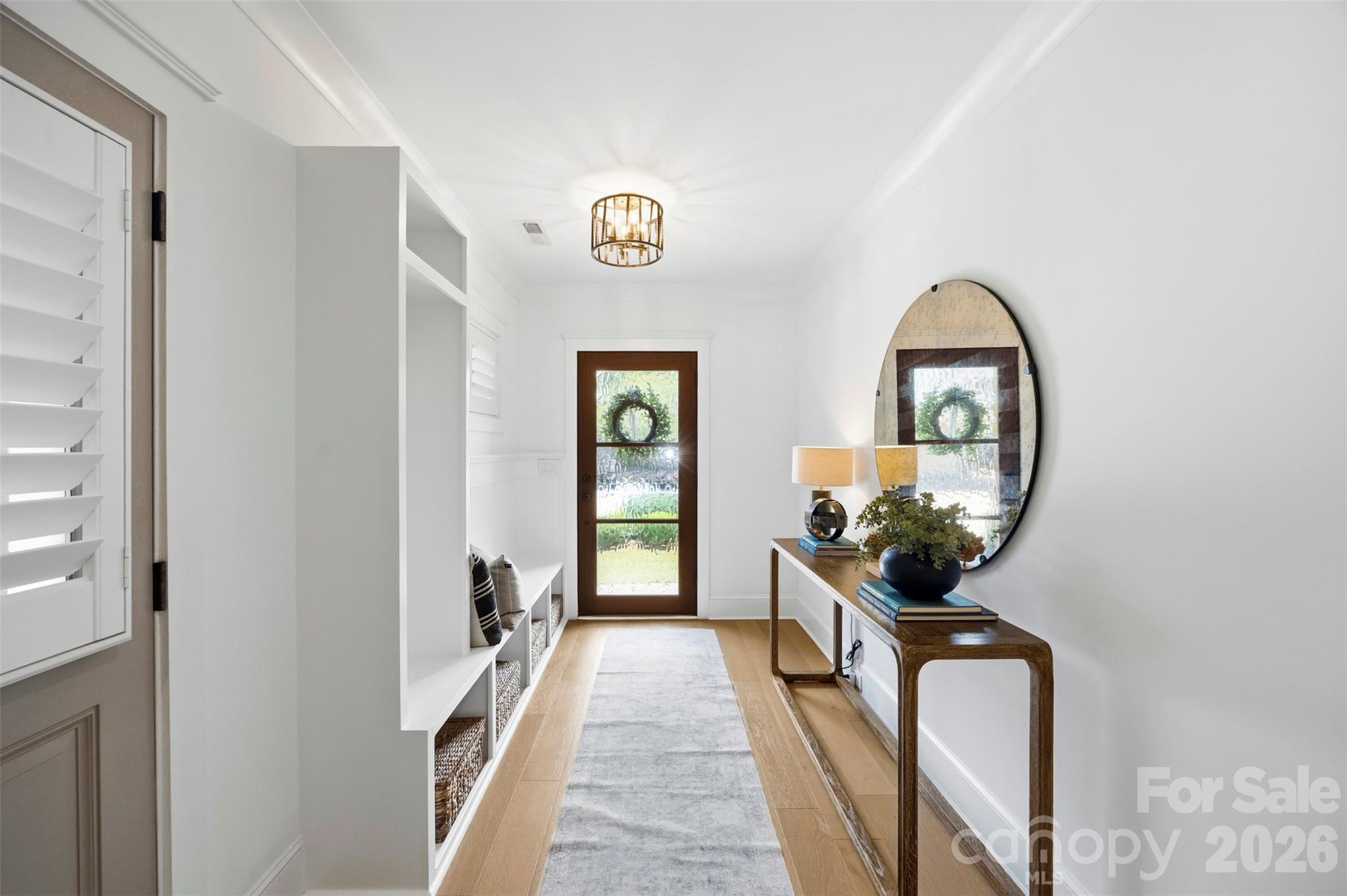 512 Living Way