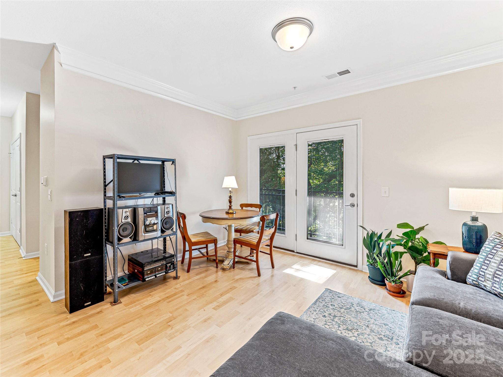 726 Appeldoorn Circle