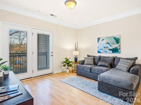 726 Appeldoorn Circle Asheville NC 28803