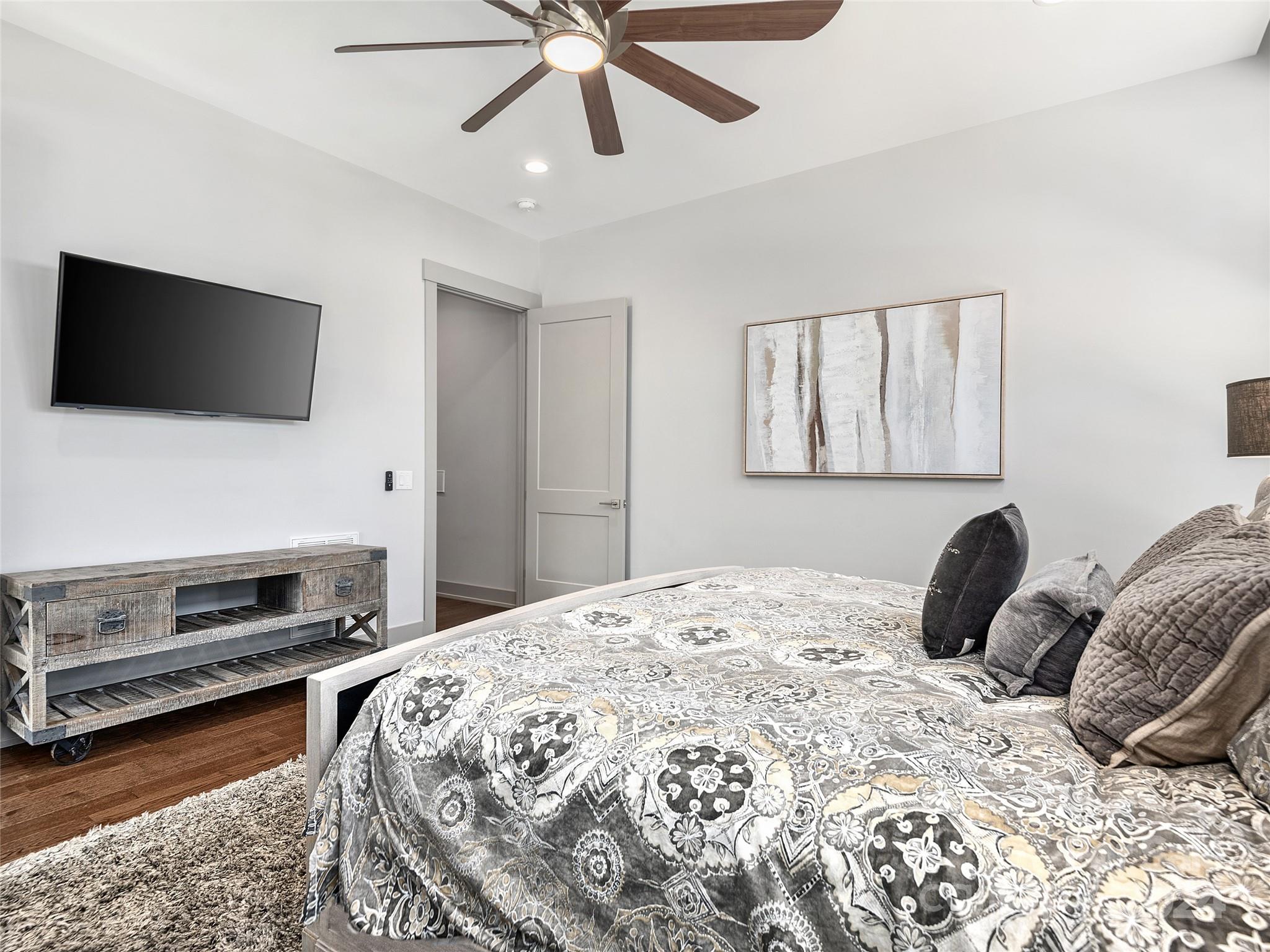 Mills River Crossing - Residential