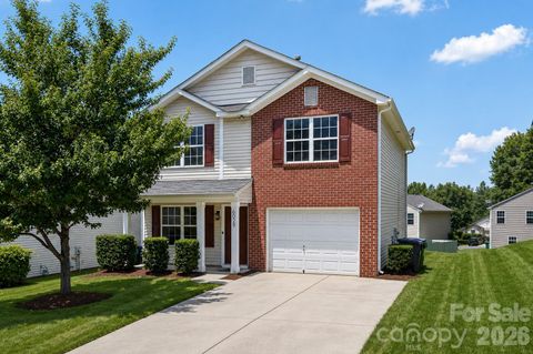Photo of 6029 Waterloo Drive, Charlotte, NC 28269 (MLS # 4397174)