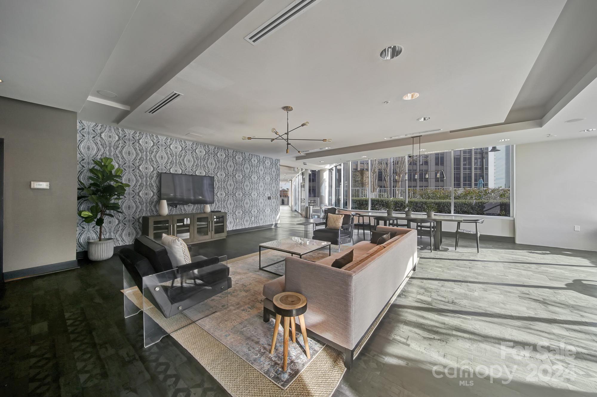 Avenue Condominiums - Residential