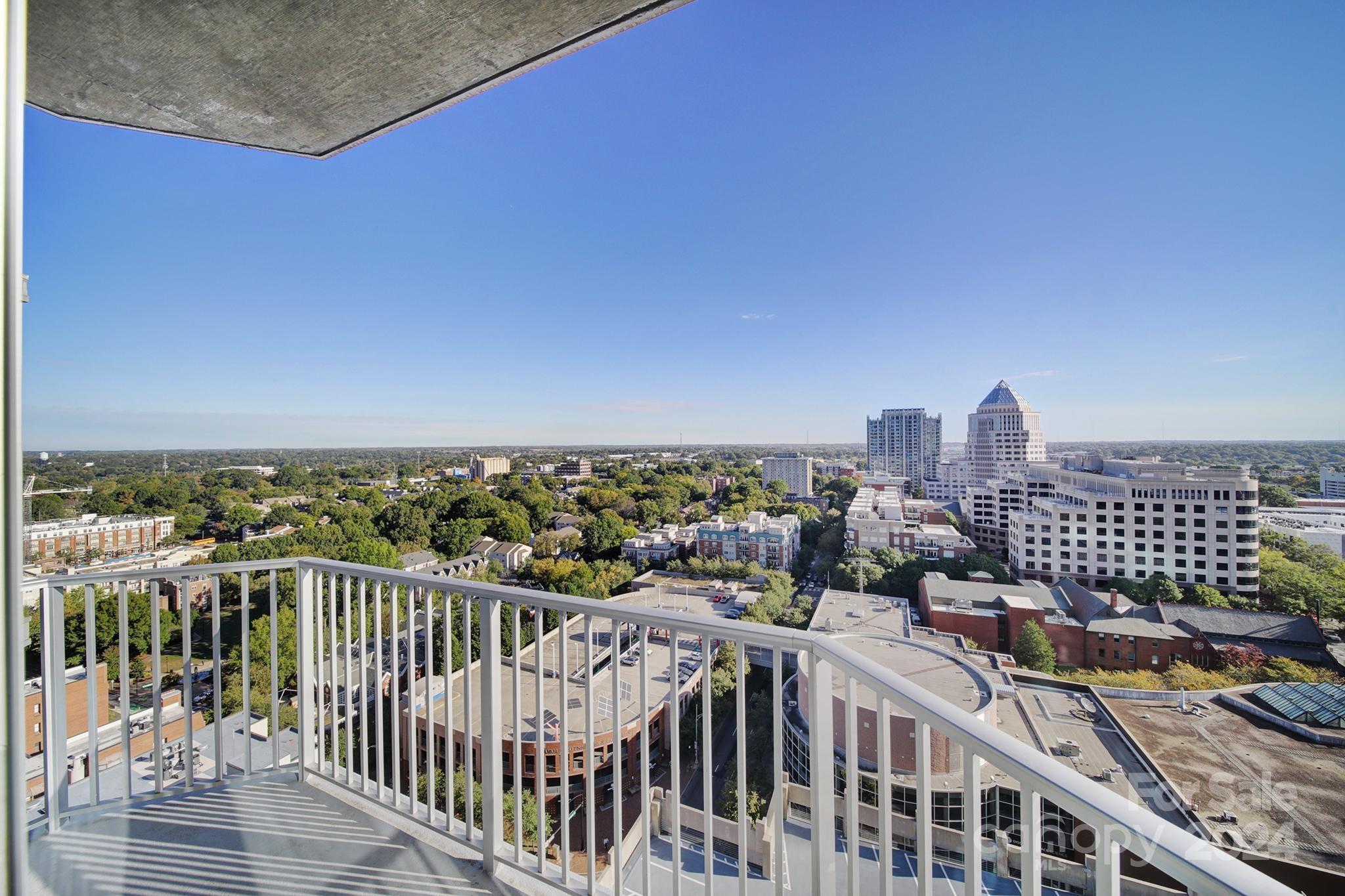 Avenue Condominiums - Residential