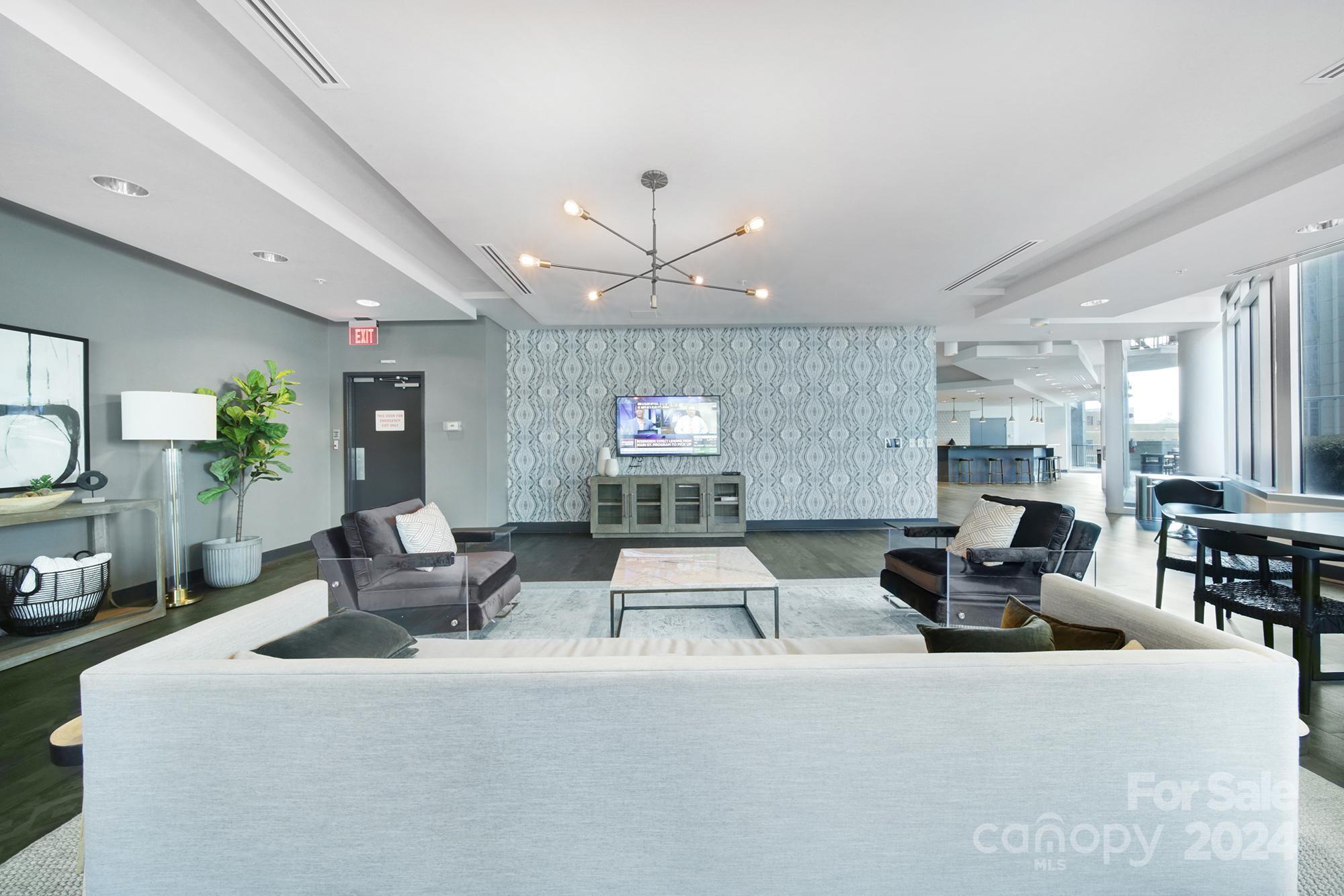 Avenue Condominiums - Residential