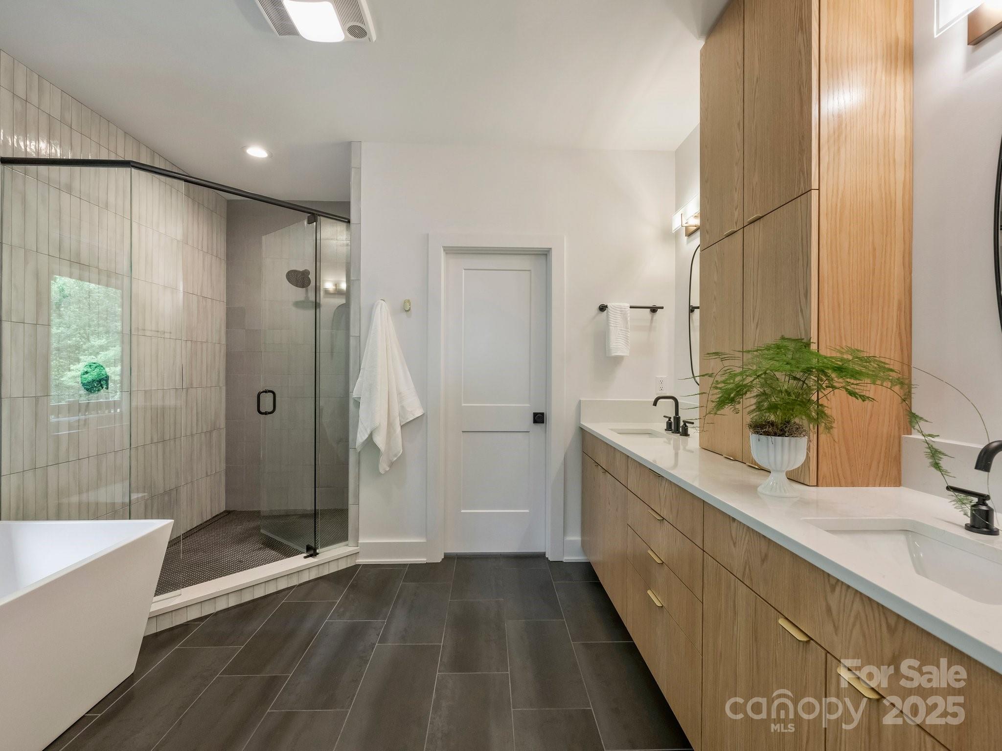 Barclay Downs - Residential