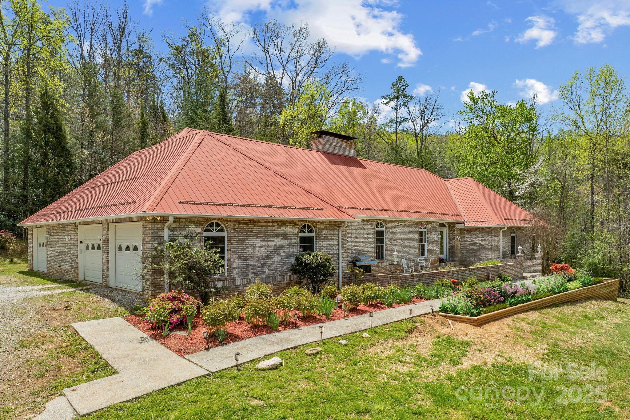 2517 Pine Cove Road