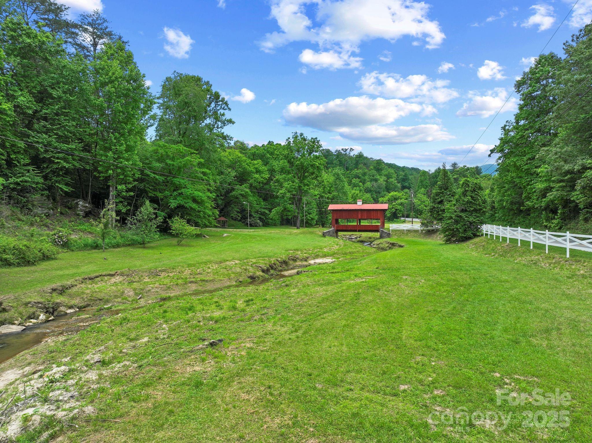 2517 Pine Cove Road