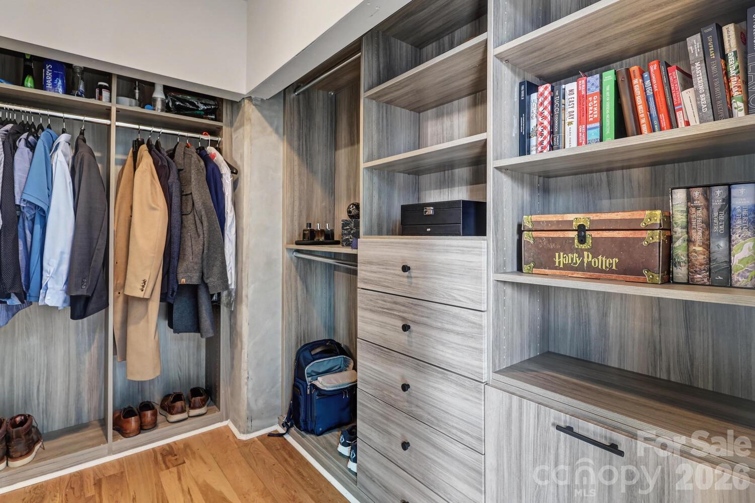 Avenue Condominiums - Residential