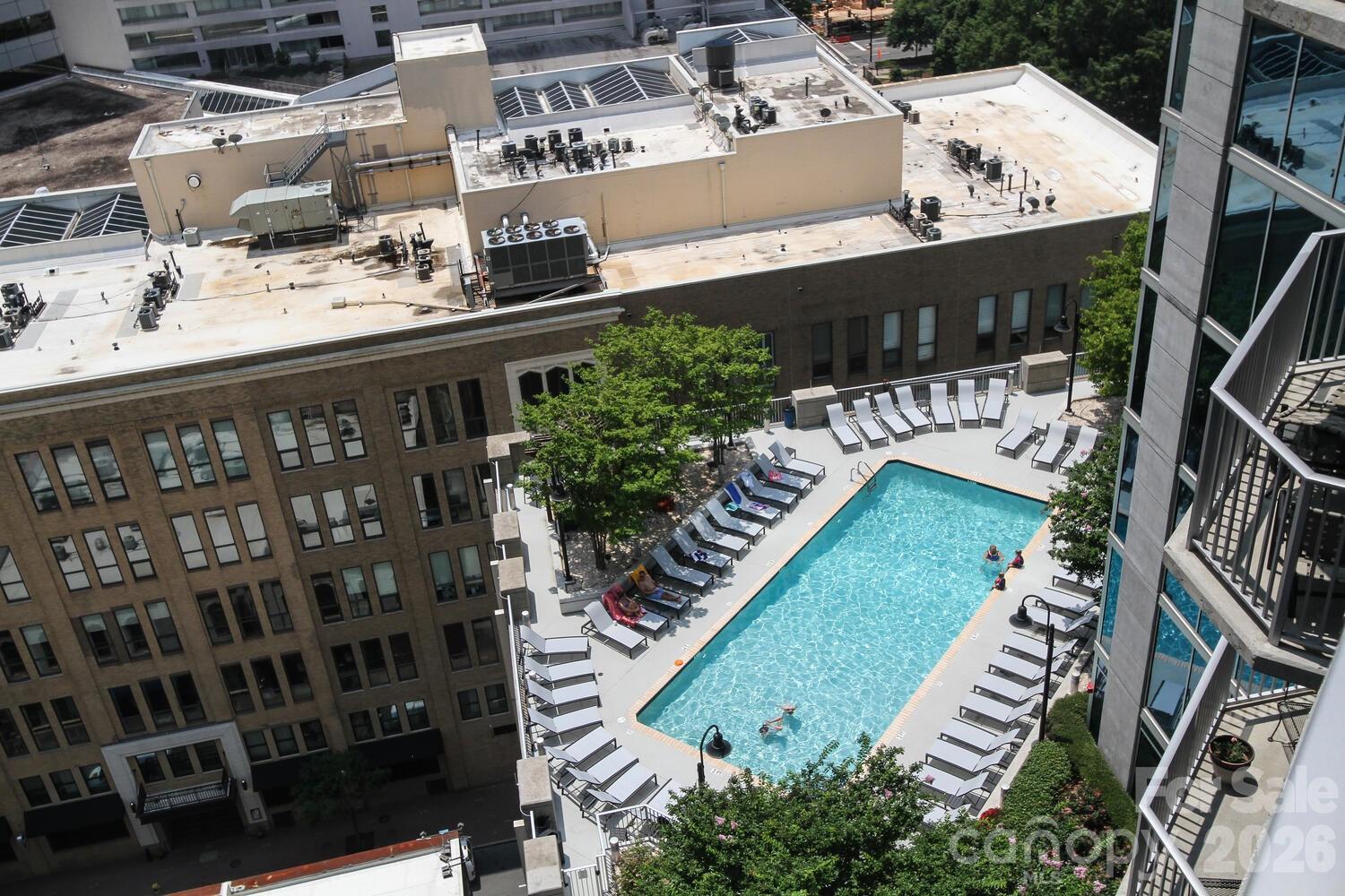 Avenue Condominiums - Residential