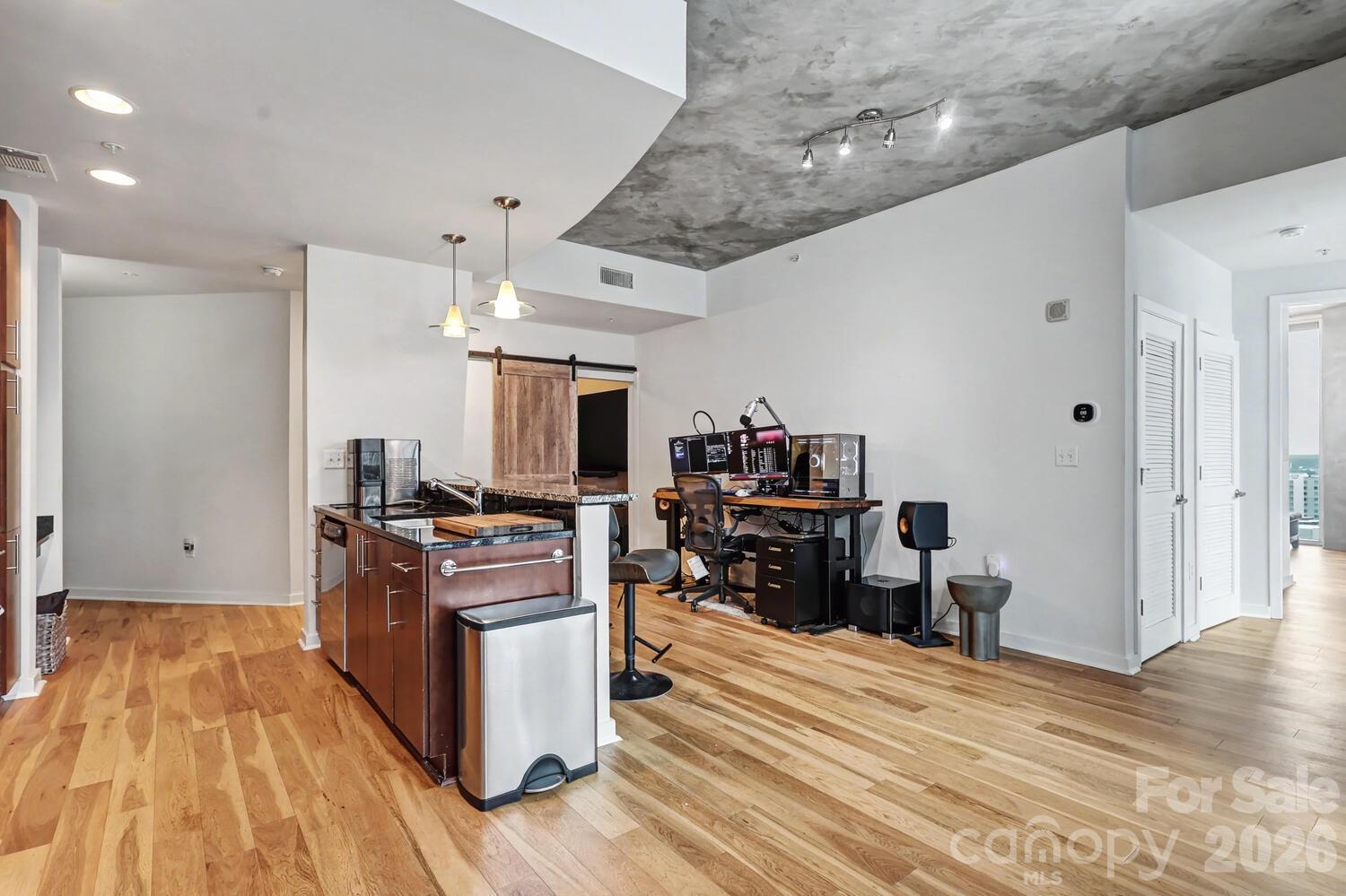 Avenue Condominiums - Residential