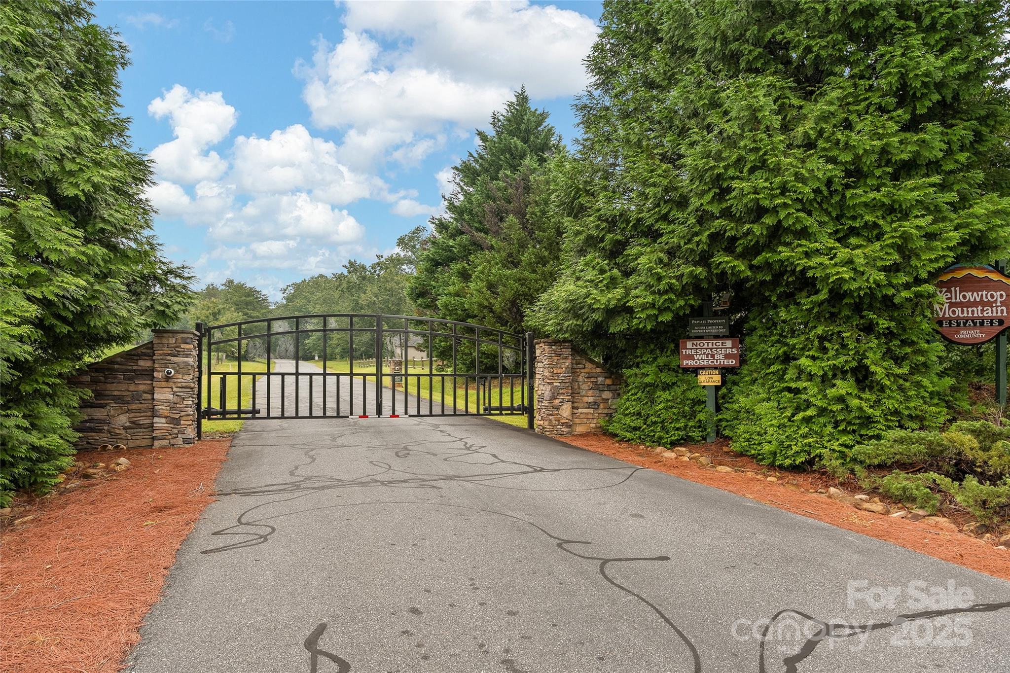 Yellowtop Mountain Estates - Residential