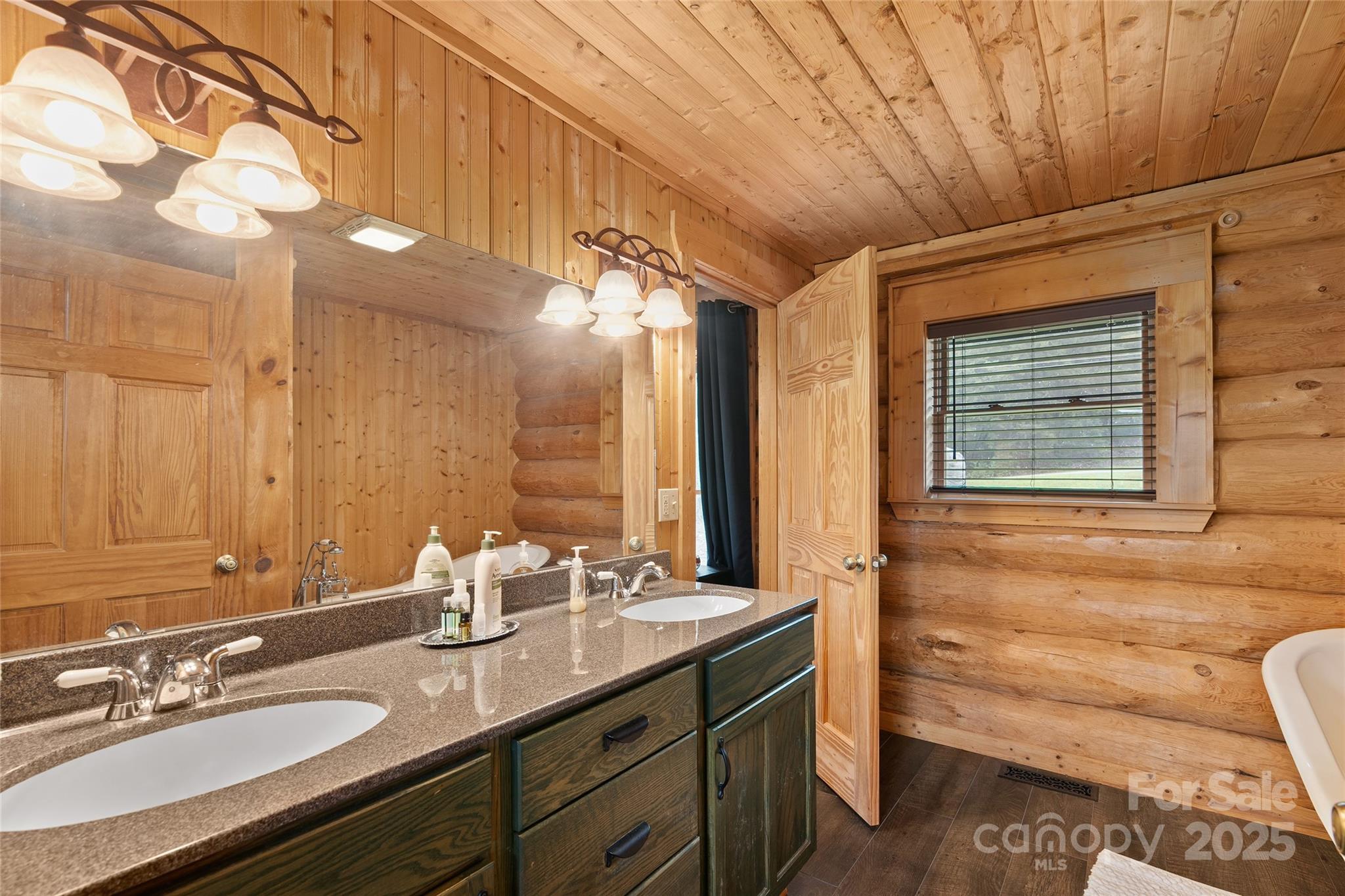 Yellowtop Mountain Estates - Residential