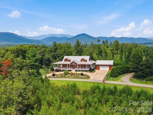 2040 SHANNON DR, MORGANTON, NC 28655 - Image feafb41cabea37d331ffd74034b35861/1141815015