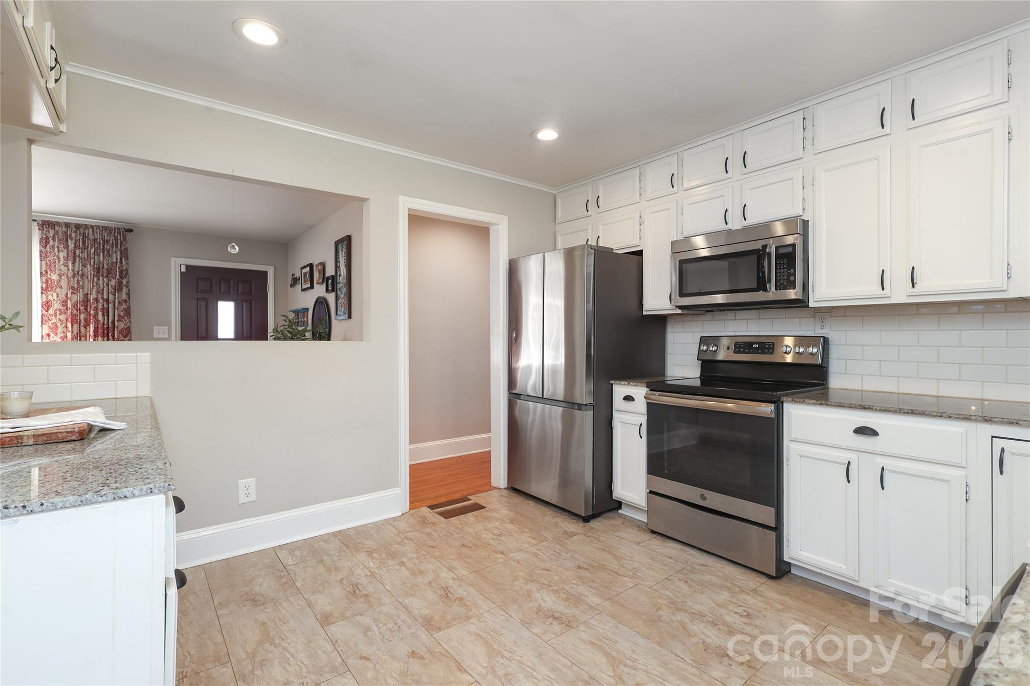 Country Club Heights - Residential