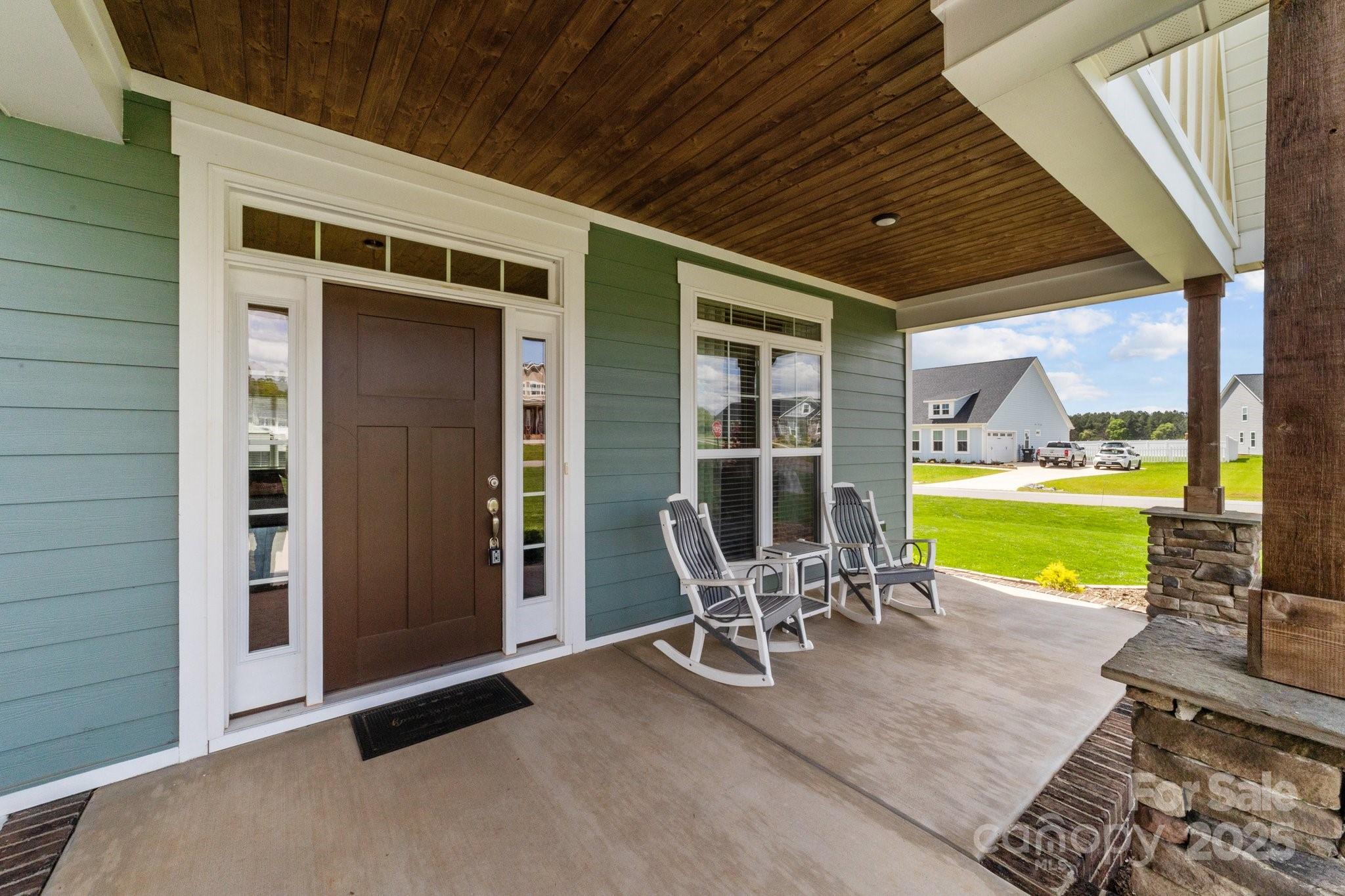 1050 Coppergate Drive