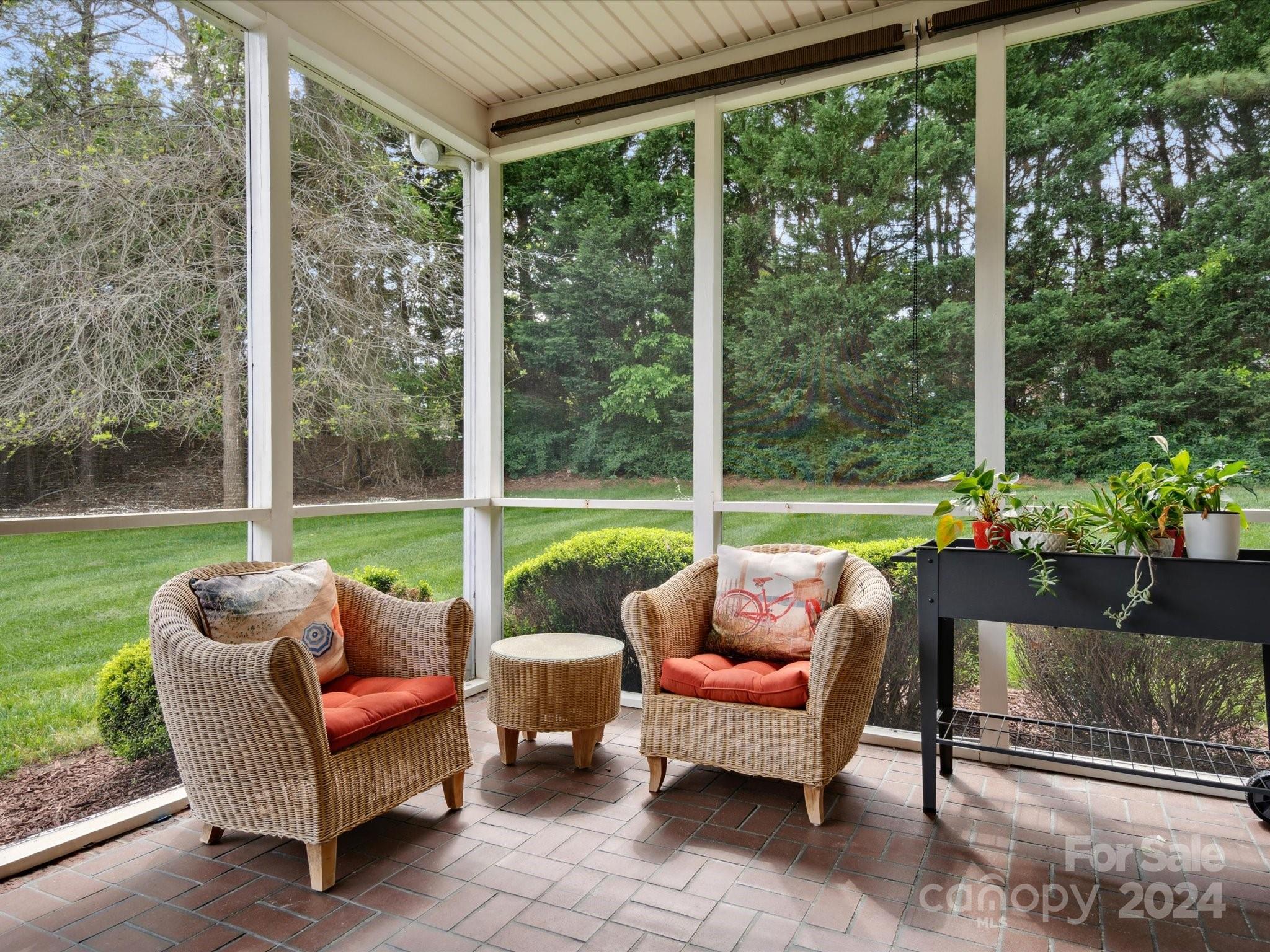 Laurel Creek - Residential