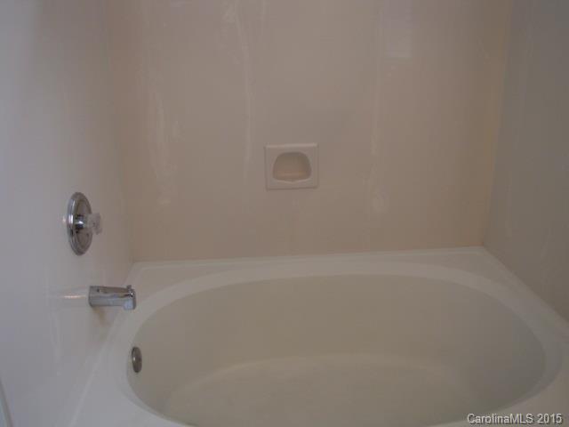 Brandon Oaks - Residential Lease