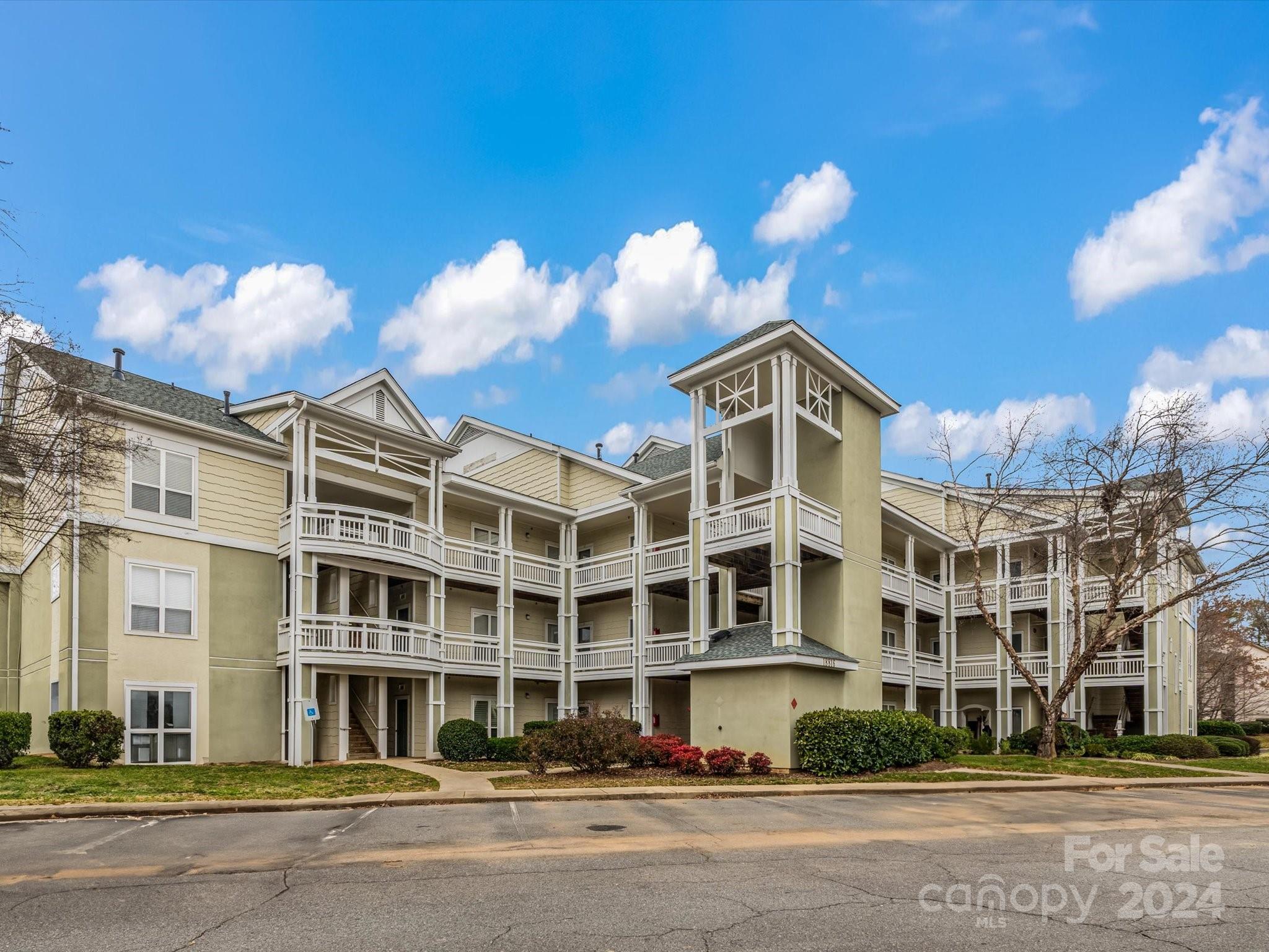 Admirals Quarters - Residential