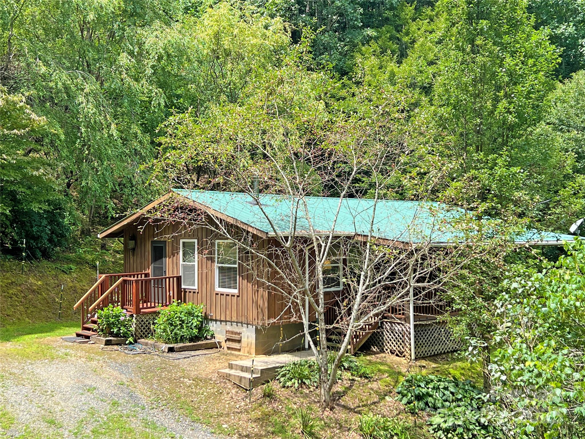 833 Sprinkle Branch Road