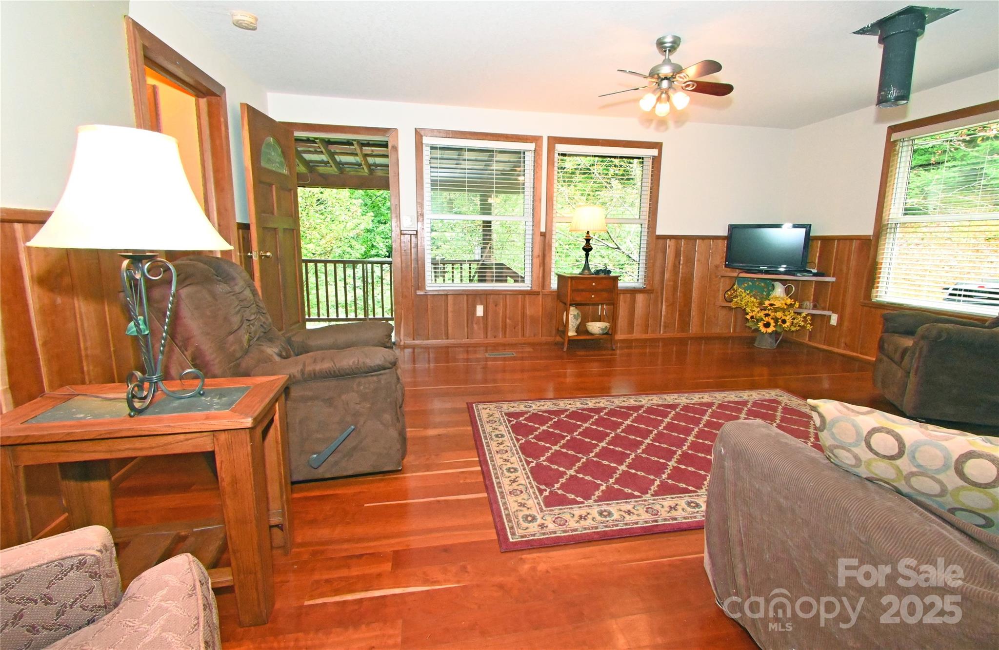 833 Sprinkle Branch Road