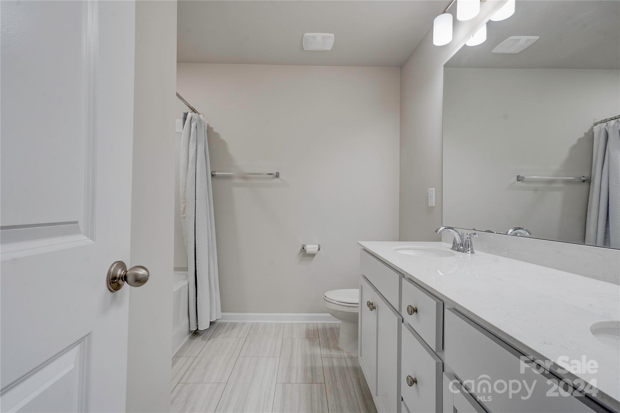 Kings View - Residential