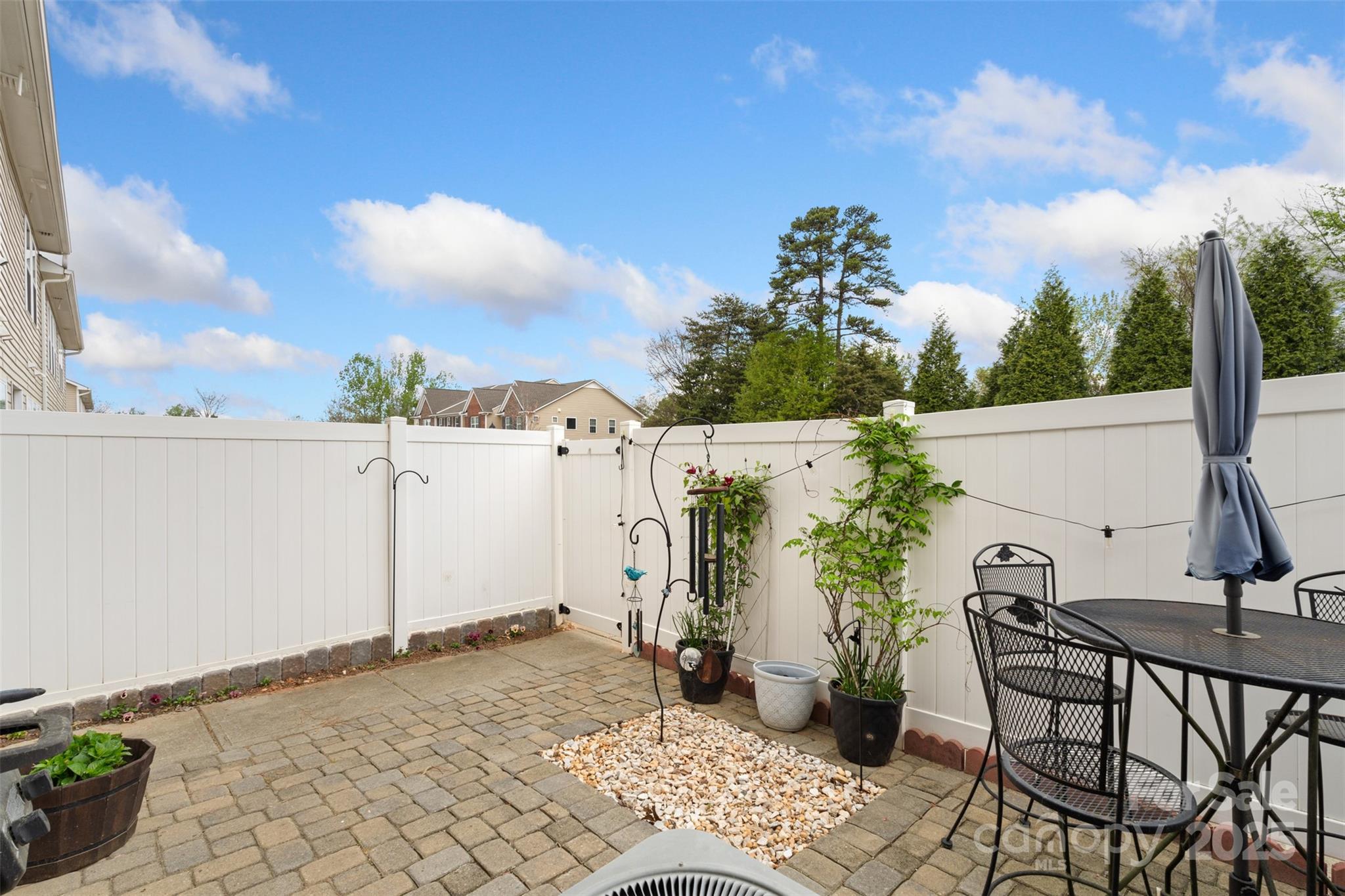 Almond Glen - Residential