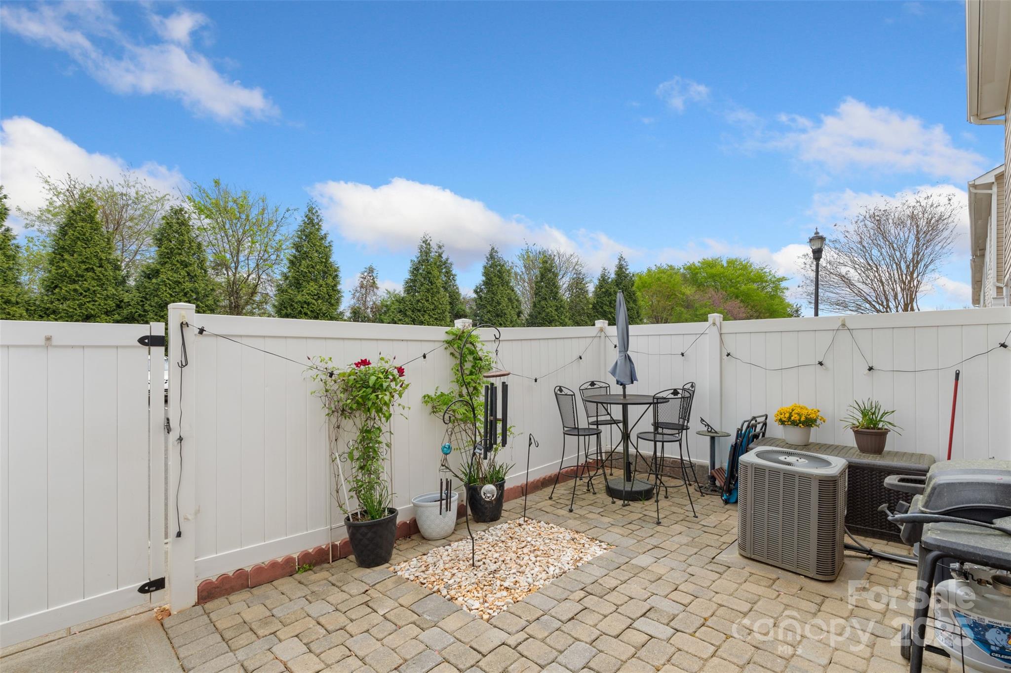 Almond Glen - Residential