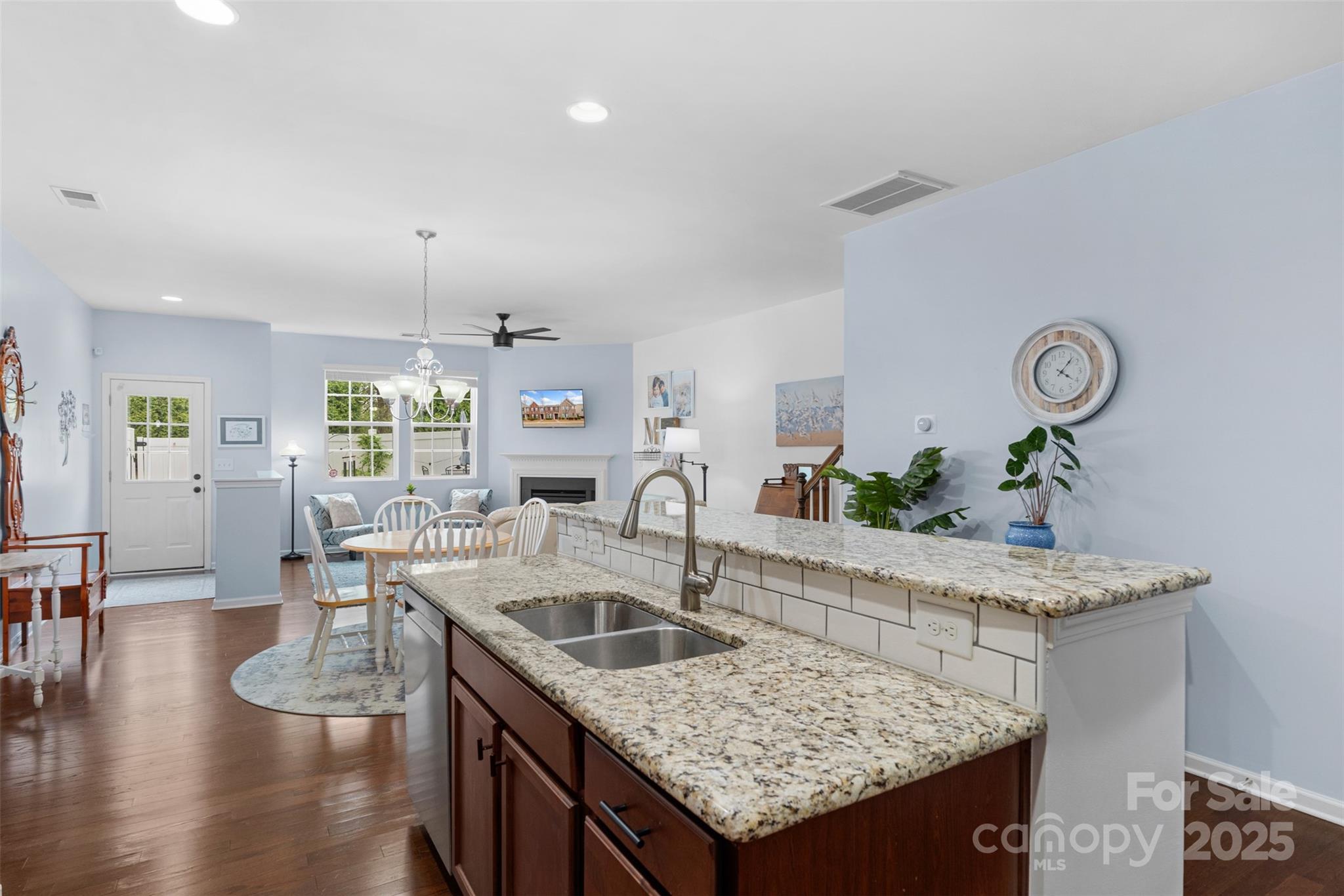 Almond Glen - Residential