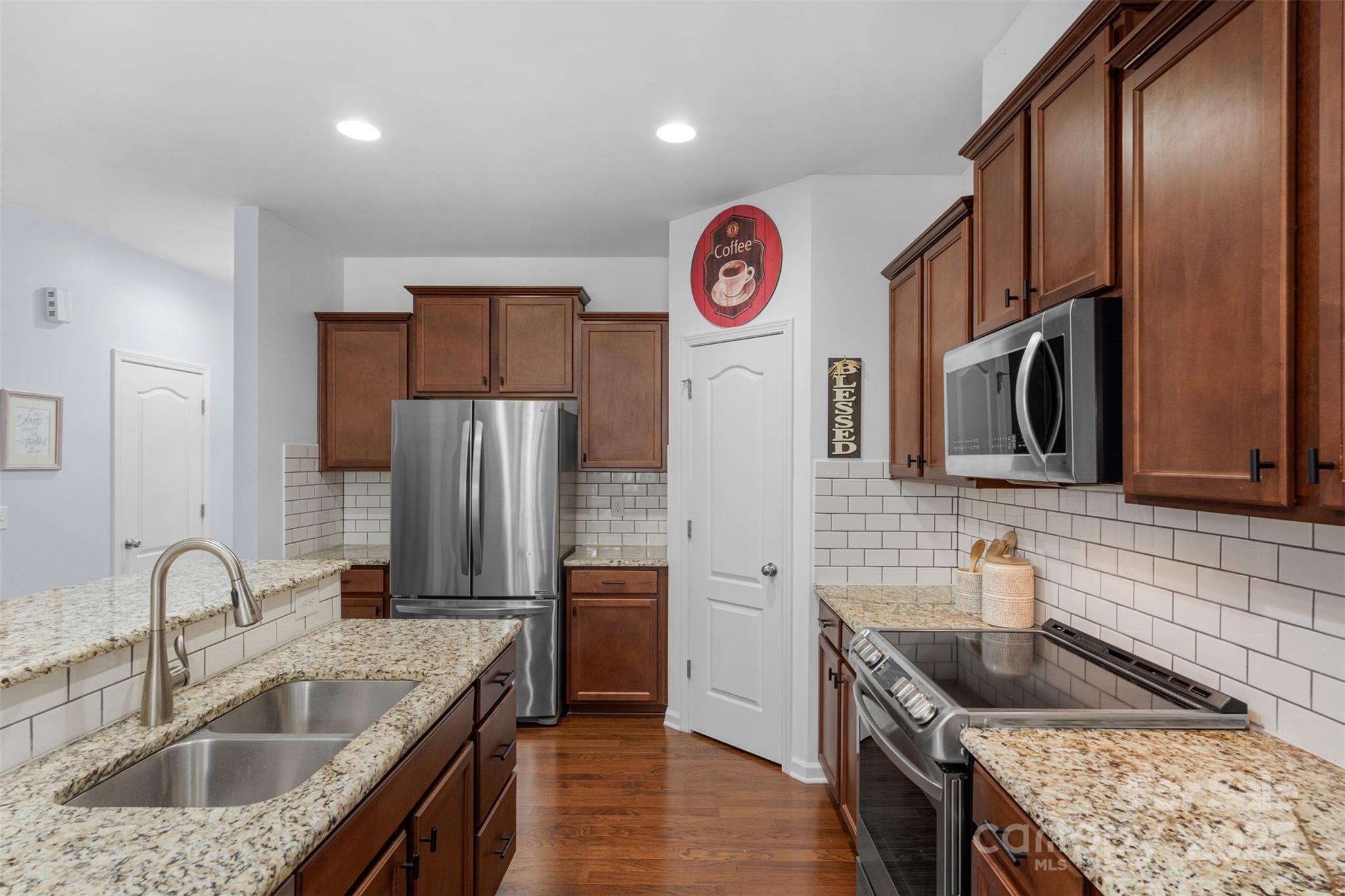 Almond Glen - Residential