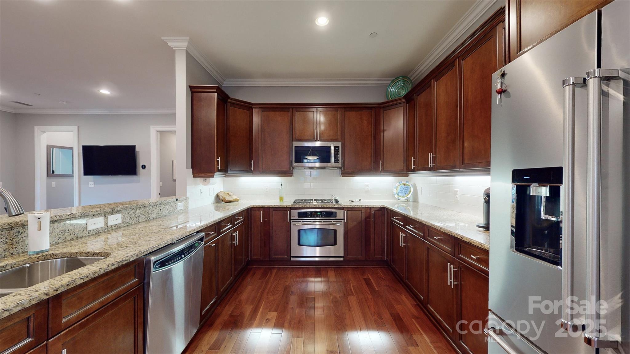 Parkwood Knoll - Residential