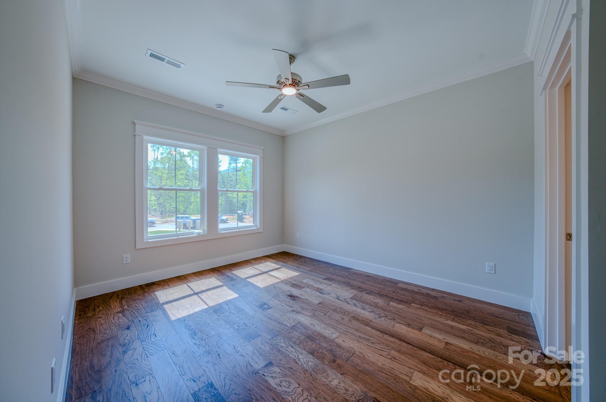 167 Collin Place 21