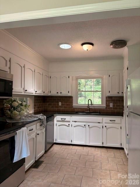 4617 Oakwood Circle