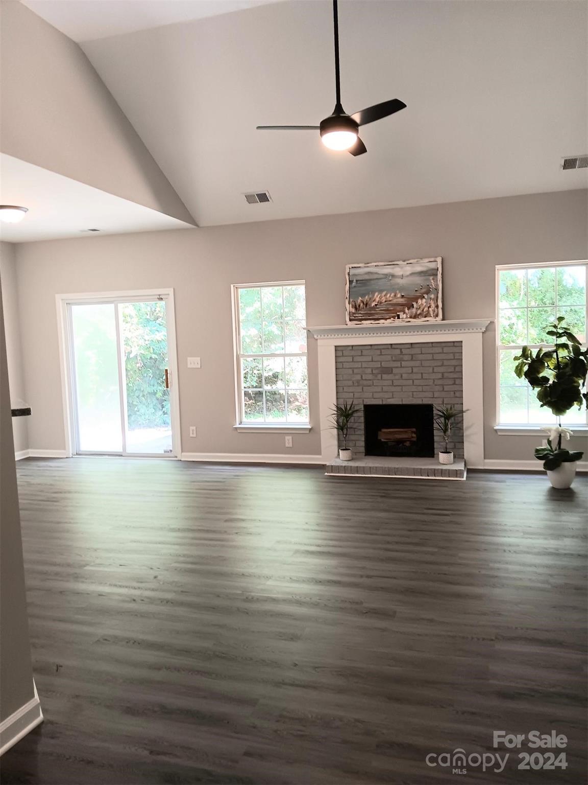 Brighton Woods - Residential