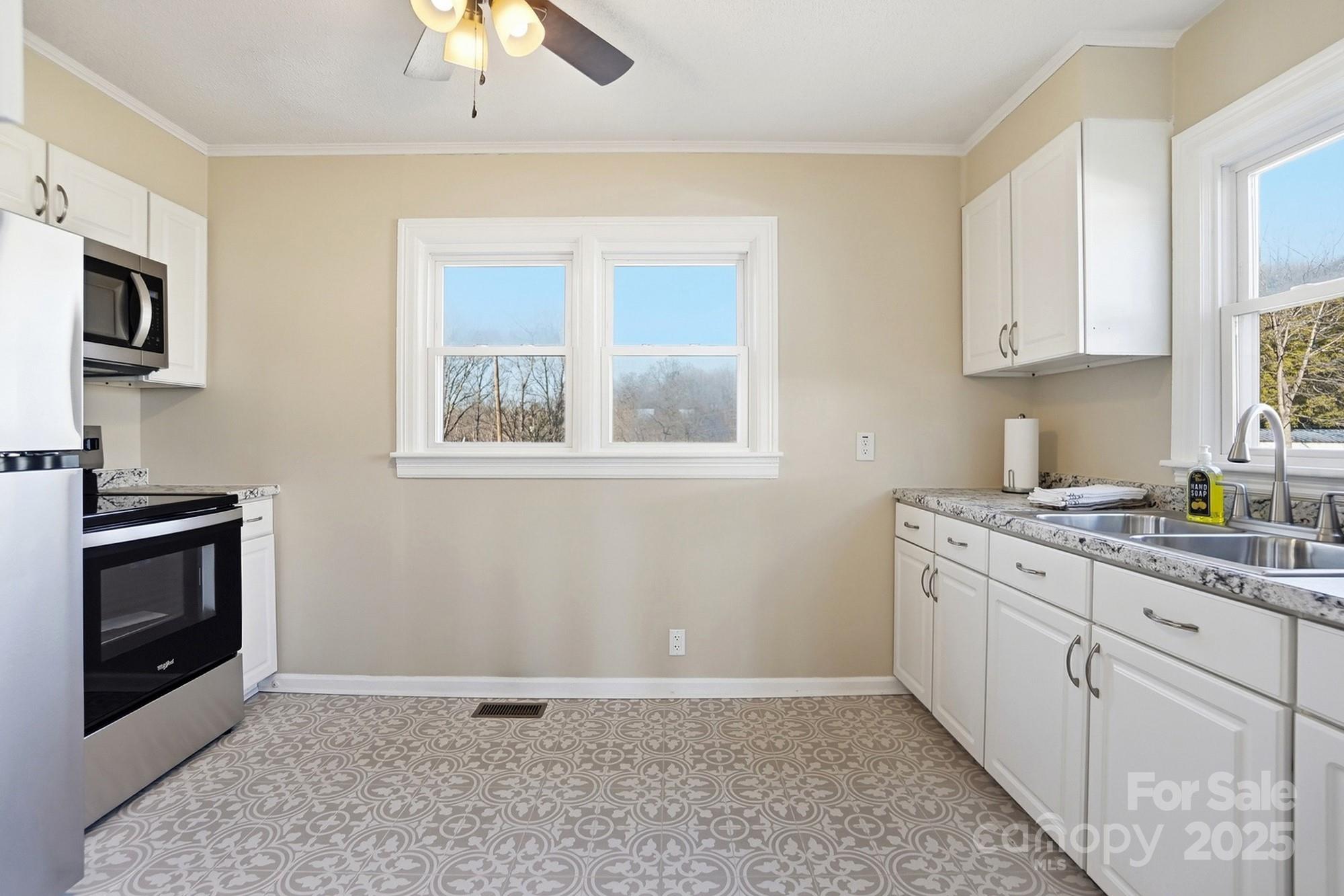 Sunset Park - Residential