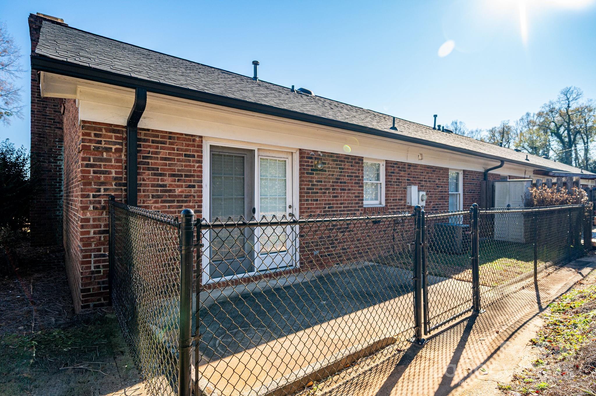 Regency Square - Residential