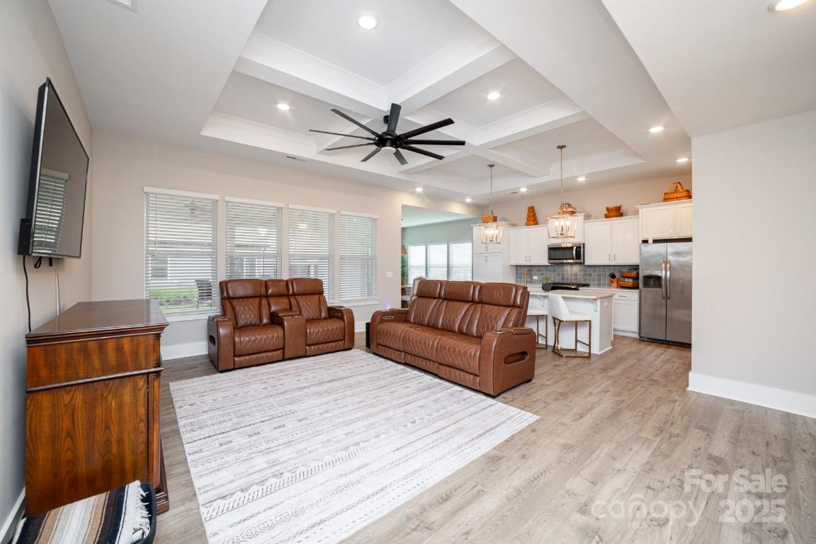 25952 Appleyard Court
