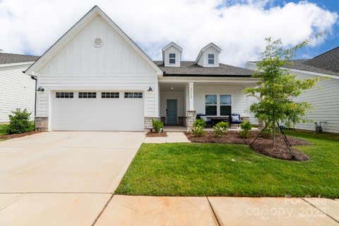 Photo for 25952 Appleyard Court
