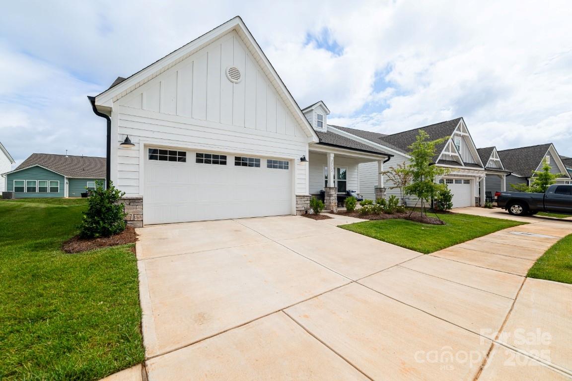 25952 Appleyard Court