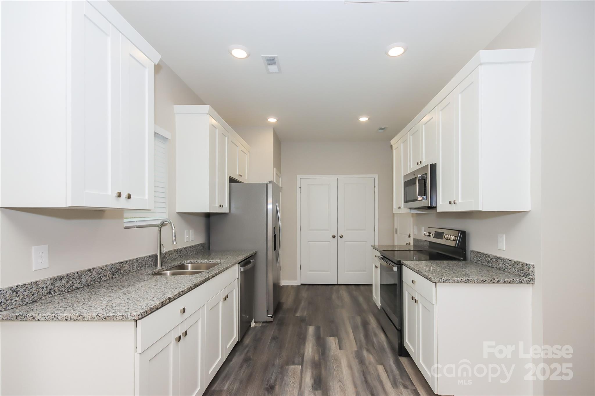 Oakland Heights - Residential Lease